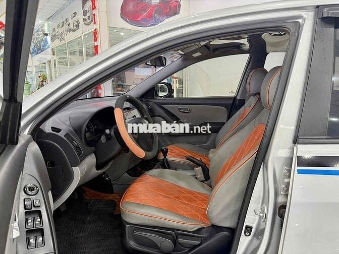 Hyundai Avante 2014 1.6 MT xe gia đình sử dụng