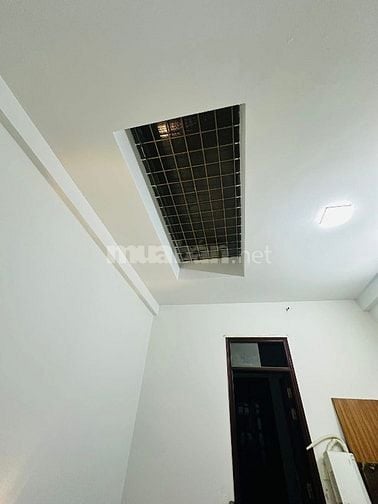 Bán nhà Vũ Hữu, 2 thoáng, sau viu chung cư, gara, ô tô tránh trước cửa
