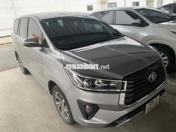 Toyota Innova 2022 G 2.0 AT - 170000 km