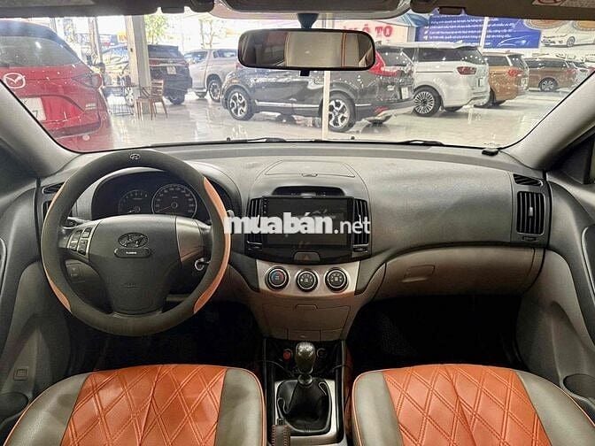 Hyundai Avante 2014 1.6 MT xe gia đình sử dụng