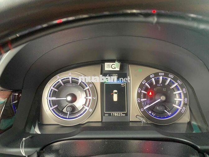 Toyota Innova 2022 G 2.0 AT - 170000 km