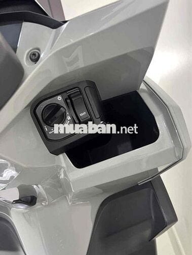 vario. 160. abs.  đi 2023 đi chỉ 4ngàn km