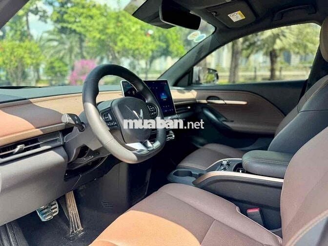 Vinfast VF6 Plus 2023 - Mua Pin - 19.000km