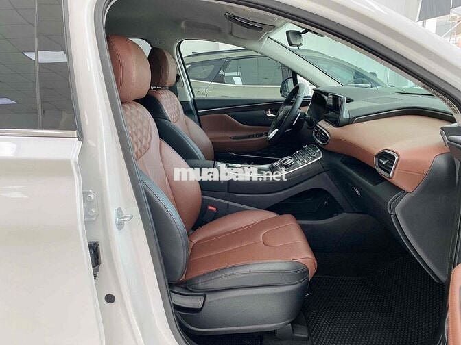 Hyundai Santa Fe 2023 Tiêu chuẩn 2.2L - 28000 km
