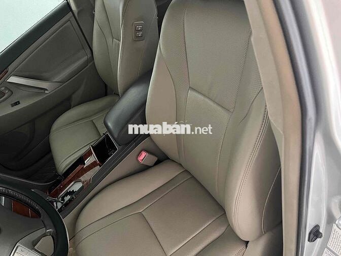 Toyota Camry 2010 2.0E - 175000 km