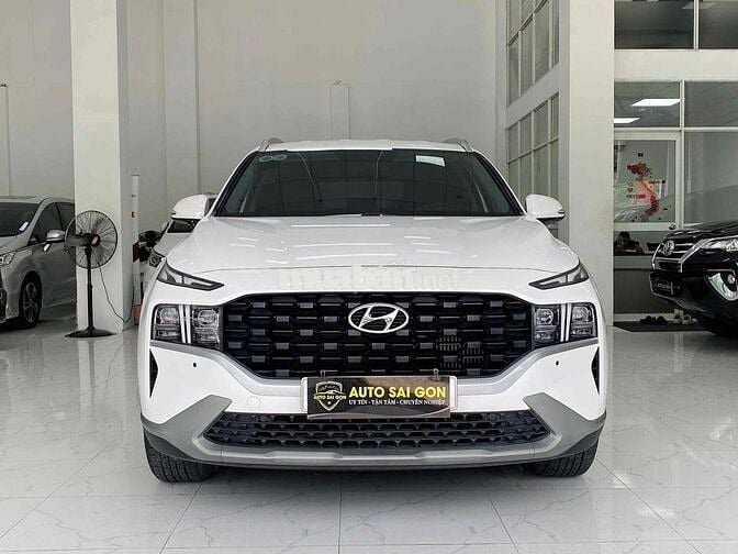 Hyundai Santa Fe 2023 Tiêu chuẩn 2.2L - 28000 km