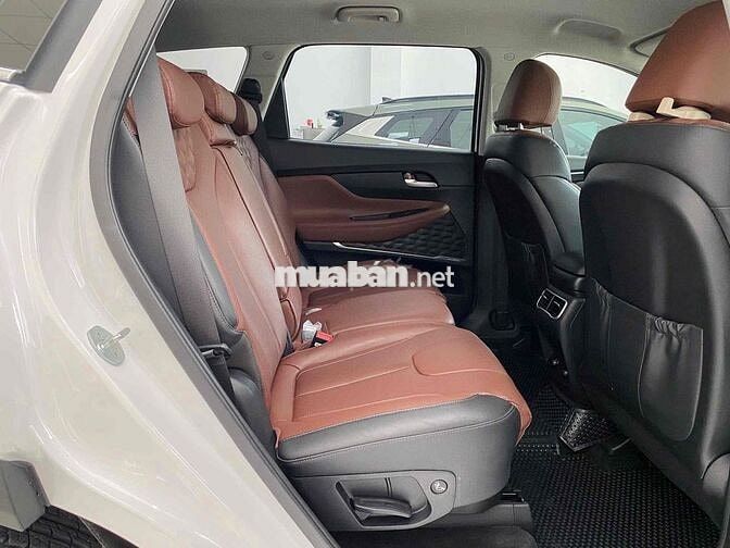 Hyundai Santa Fe 2023 Tiêu chuẩn 2.2L - 28000 km