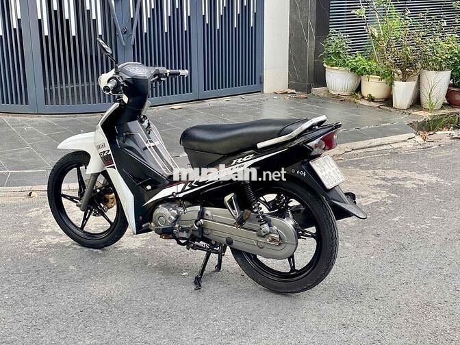 Cần bán xe Yamaha Sirius 2017 bstp giấy tờ đầy đủ
