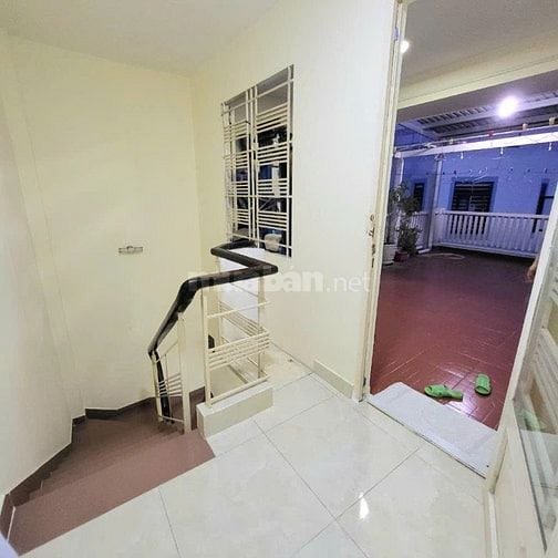 Nhà Công Năng lớn, nở hậu, 05 Tầng, DTSD 165m2