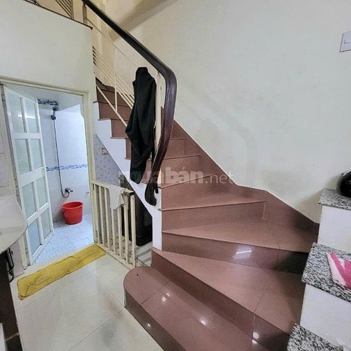 Nhà Công Năng lớn, nở hậu, 05 Tầng, DTSD 165m2
