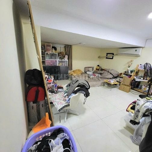 Nhà Công Năng lớn, nở hậu, 05 Tầng, DTSD 165m2