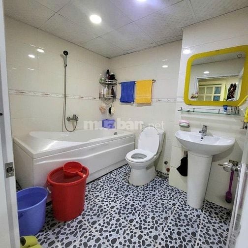 Nhà Công Năng lớn, nở hậu, 05 Tầng, DTSD 165m2