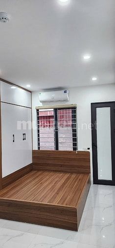Chính chủ bán CCMN Minh Khai - oto vào nhà - 87m - 7 tầng Thang máy 