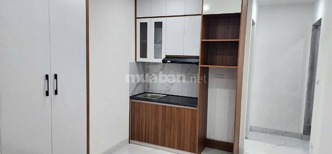 Chính chủ bán CCMN Minh Khai - oto vào nhà - 87m - 7 tầng Thang máy 
