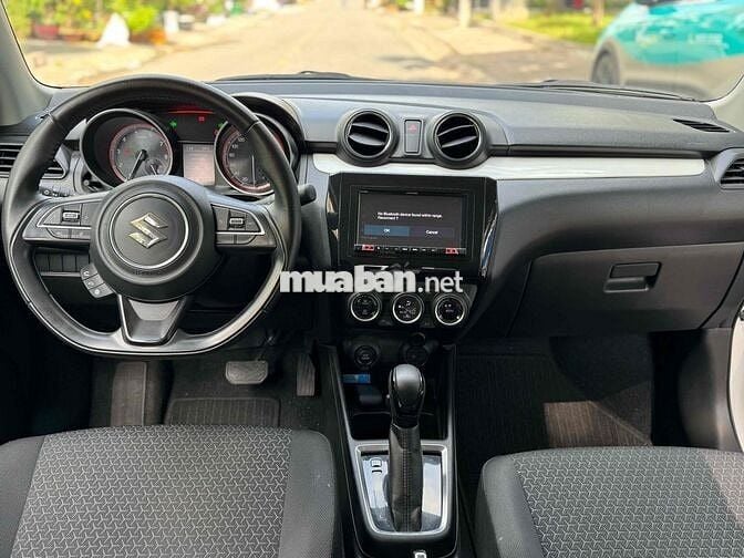 Suzuki Swift 2018 GLX 1.2 AT - 27000 km