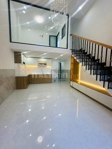 tìm chủ mới cho nhà DT 36m2/ 3ty55, chợ Hồ Văn Long, BHHB,HXH,3PN,SHR