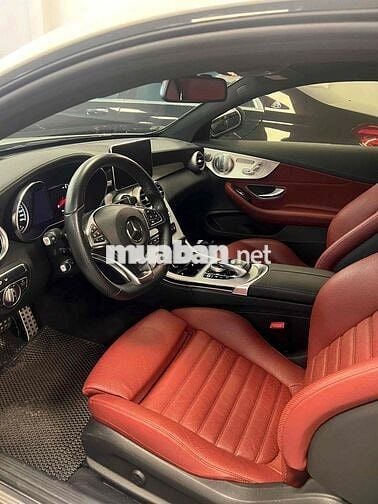Mercedes Benz C Class 2018 AMG C43 4Mactic Coupe -
