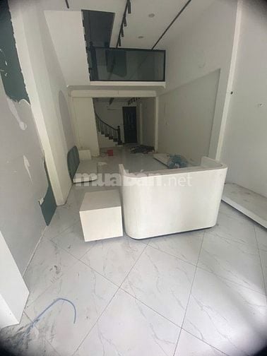 🔥HOT!!! NHÀ MẶT PHỐ LIỄU GIAI ĐÀO TẤN GIÁ CỰC TỐT🔥