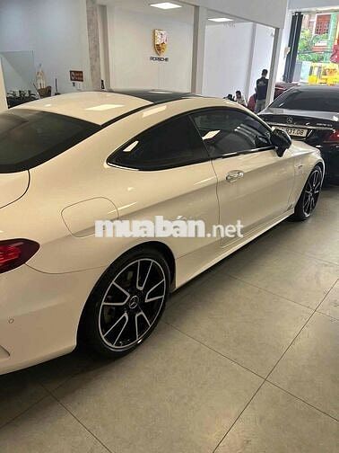 Mercedes Benz C Class 2018 AMG C43 4Mactic Coupe -