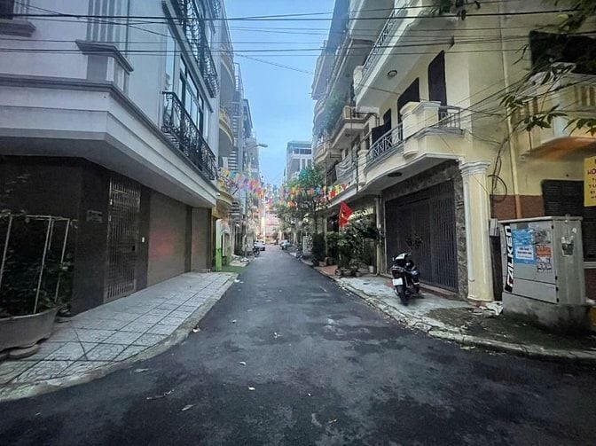Nhà riêng kdt bắc linh đàm, đặng xuân bẳng dt75m2x4t giá 22tr