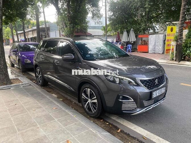 Peugeot 5008 2018 1.6L Turbo - 53000 km