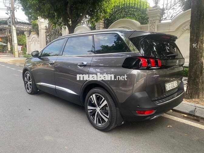 Peugeot 5008 2018 1.6L Turbo - 53000 km