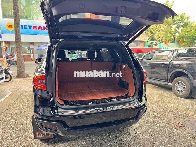 Ford Everest Titanium  2020 4x2
