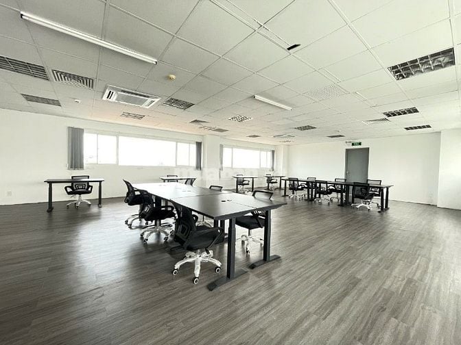 CHO THUÊ VĂN PHÒNG 290M2 CÓ SẴN NỘI THẤT, MẶT TIỀN ĐƯỜNG ĐINH BỘ LĨNH