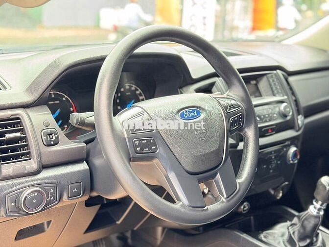 Ford Ranger 2019 XLS 1 cầu MT - 55600 km