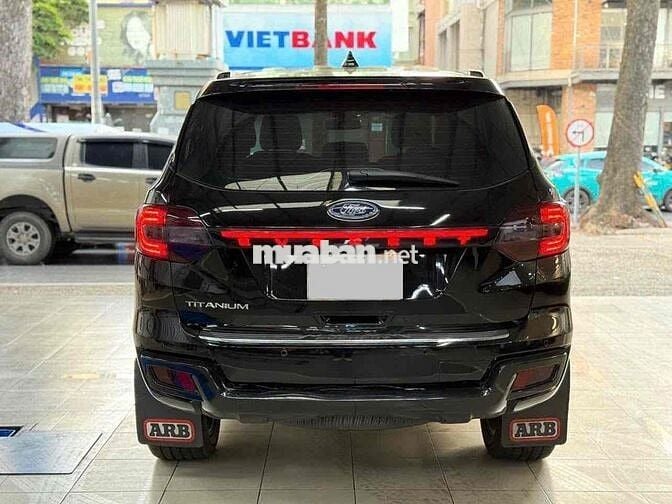 Ford Everest Titanium  2020 4x2