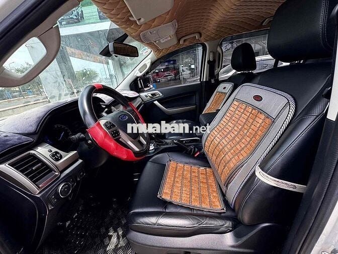 Ford Everest 2019. TRẢ TRƯỚC 300 TRIỆU NHẬN XE
