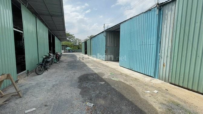 Cho thuê kho Mặt Tiền kênh 19/5 phường Sơn Kỳ, Tân Phú_DT:200m2