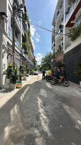  SIÊU PHẨM NHÀ PHỐ ĐẸP - ĐƯỜNG ĐÀO TÔNG NGUYÊN, TT NHÀ BÈ - Chỉ 6.39T