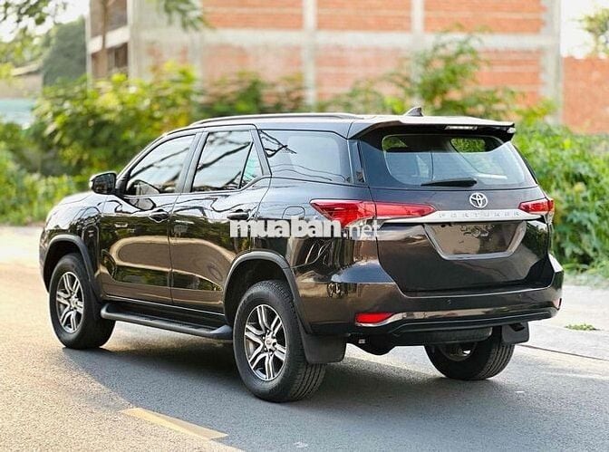 Toyota Fortuner 2017 máy dầu số sàn xe zin giá tốt