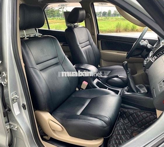 Toyota Fortuner 2014 2.5G 4x2 - 150000 km