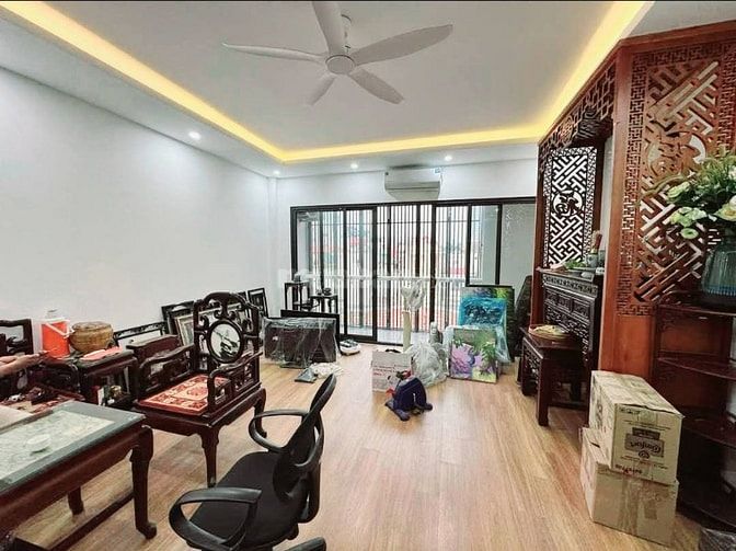 Bán nhà 7 tầng thang máy Hòa Bình 7 Minh Khai - nhà dân xây mới - oto 