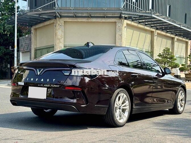 Vinfast Lux A Base 2021