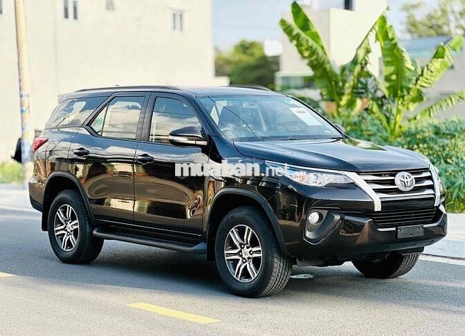 Toyota Fortuner 2017 máy dầu số sàn xe zin giá tốt