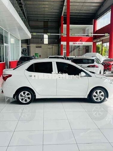 Hyundai Grand i10 2021 Sedan 1.2 AT - 31000 km