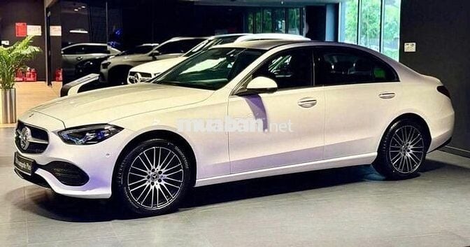 Mercedes Benz C Class 2023 C200 Avantgarde Plus V1