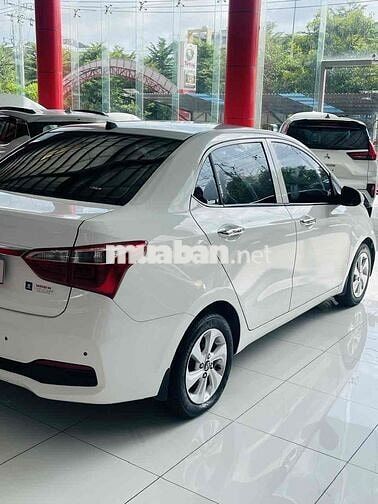 Hyundai Grand i10 2021 Sedan 1.2 AT - 31000 km