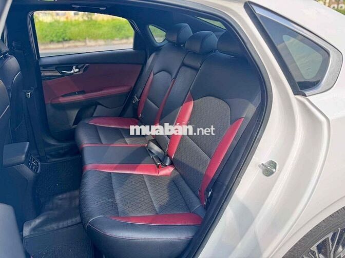 Kia K3 2022 Premium 1.6 AT - 55000 km