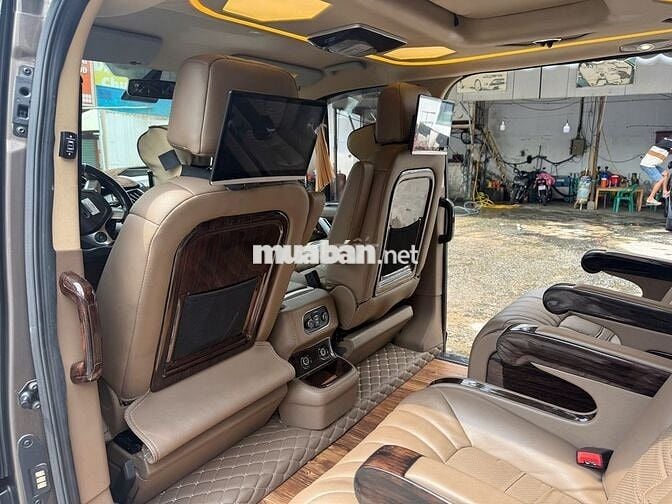 Ford Tourneo Limousine 2019