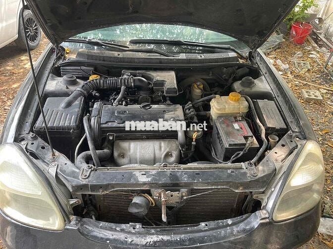 Daewoo Nubira 2001 2.0 MT - 100000 km