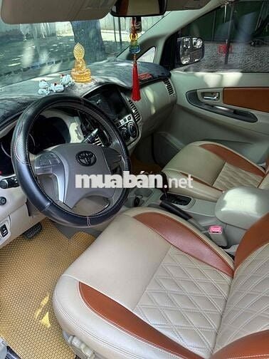Toyota Innova 2013 số tự động . xe đẹp