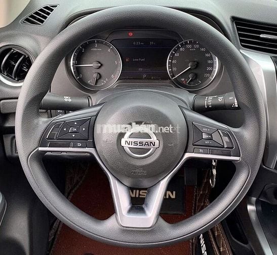 Nissan Navara 2023 EL 2.3 AT 2WD - 28000 km