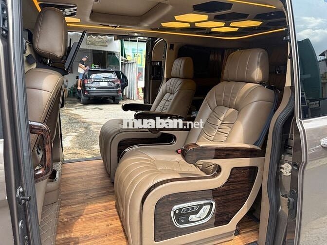 Ford Tourneo Limousine 2019