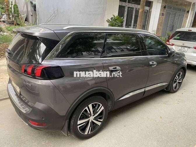 Peugeot 5008 2018 1.6L Turbo - 55000 km