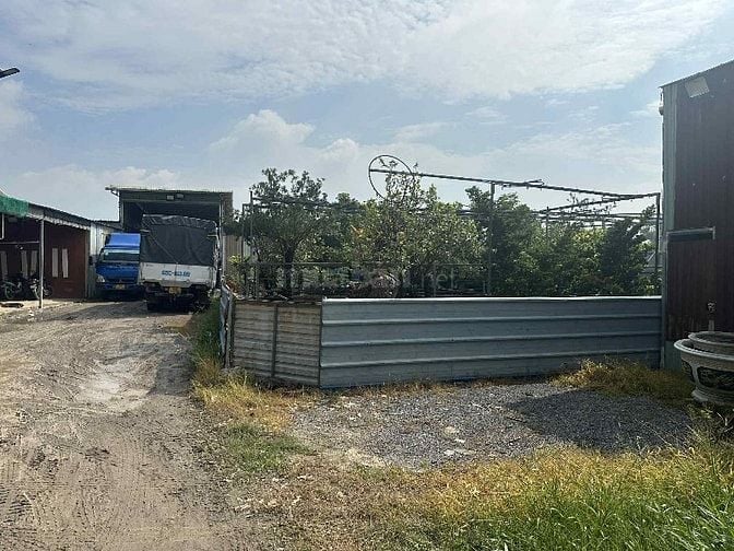 CHO THUÊ ĐẤT KHO XƯỞNG 1600M2 – Hóc Môn– XE TẢI LỚN VÔ TƯ