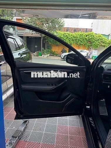 VinFast VF8 2023 Eco Đen 2023 - 35000 km